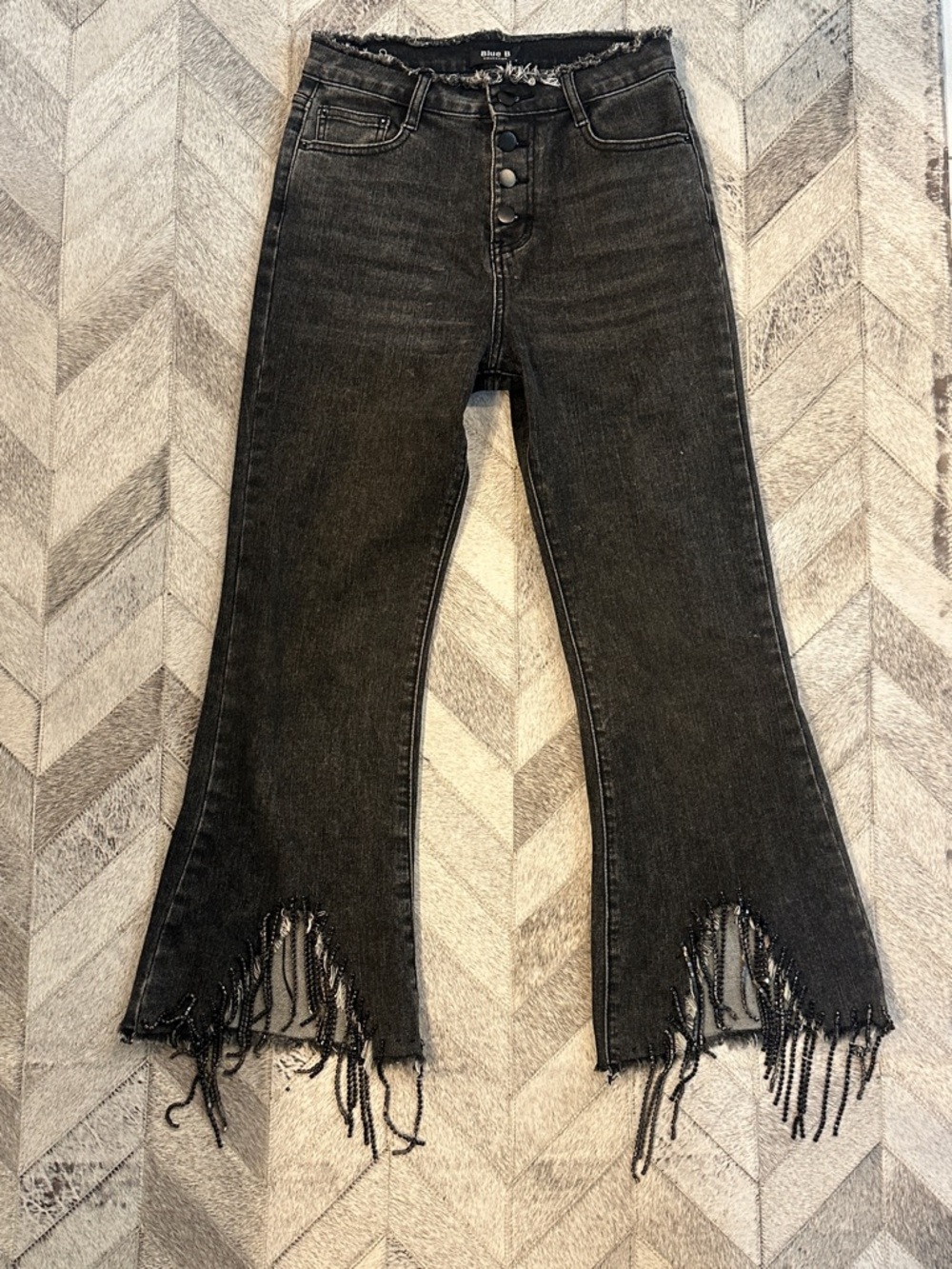 Frayed rhinestone fringe hem  Women's High-Rise Jeans Medium